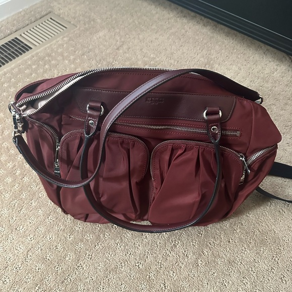 MZ Wallace great size tote with lots of pockets and 3 different straps - Picture 3 of 9